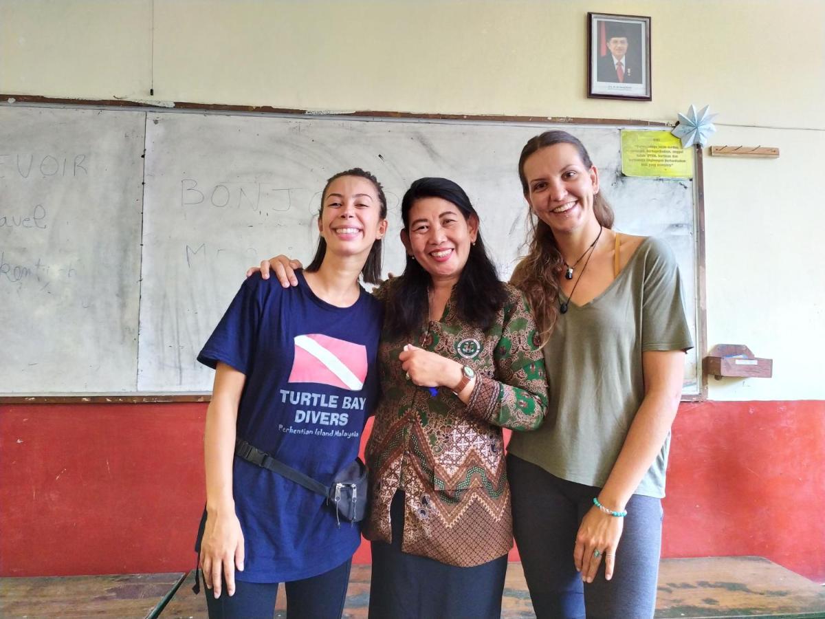 Griya Backpacker Pak yon Bed and Breakfast Malang Exterior foto